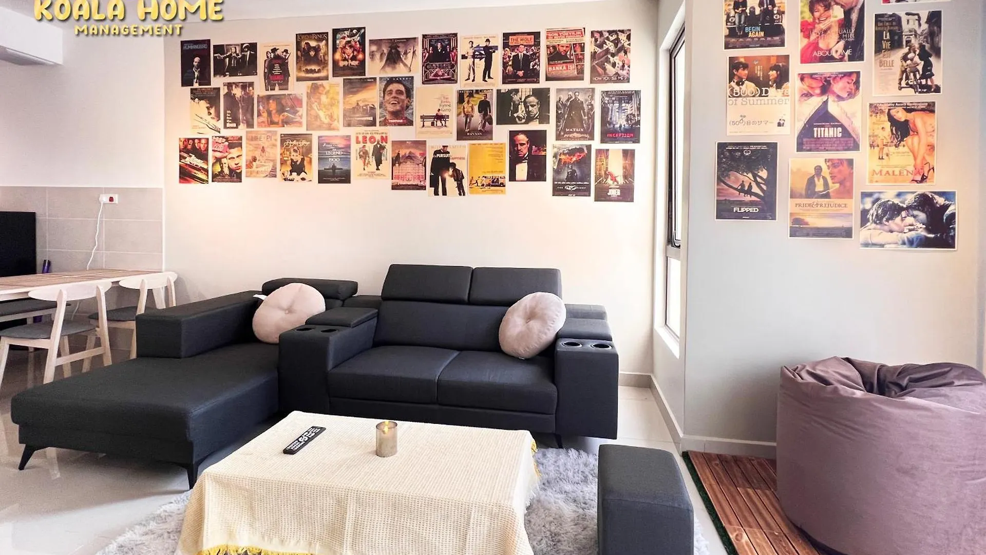 Baliresidences 2-4 Pax Seaview Jonkerstreet Movie Malacca