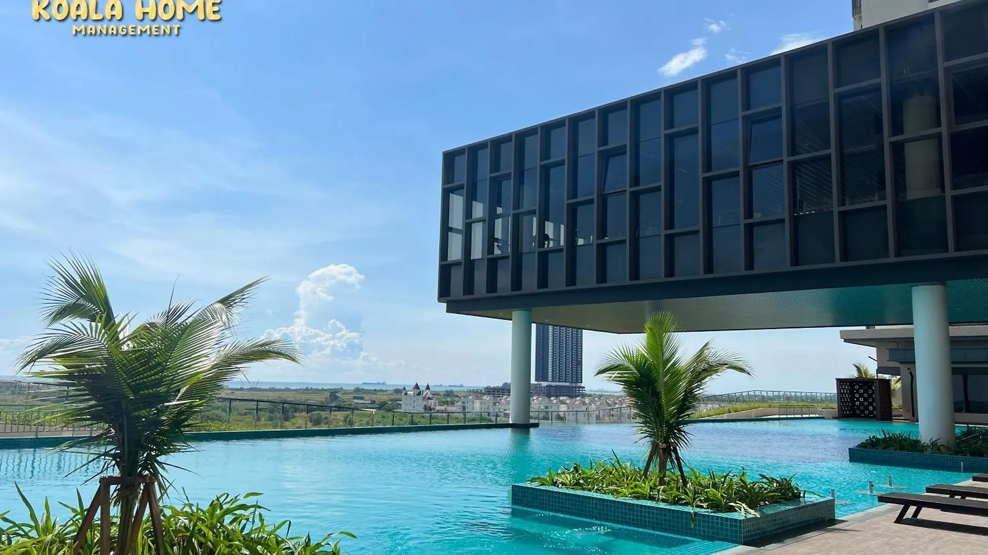 Baliresidences 2-4 Pax Seaview Jonkerstreet Movie Malacca