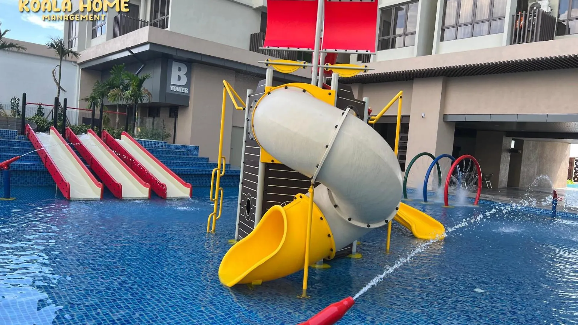Baliresidences 2-4 Pax Seaview Jonkerstreet Movie Malacca Apartment